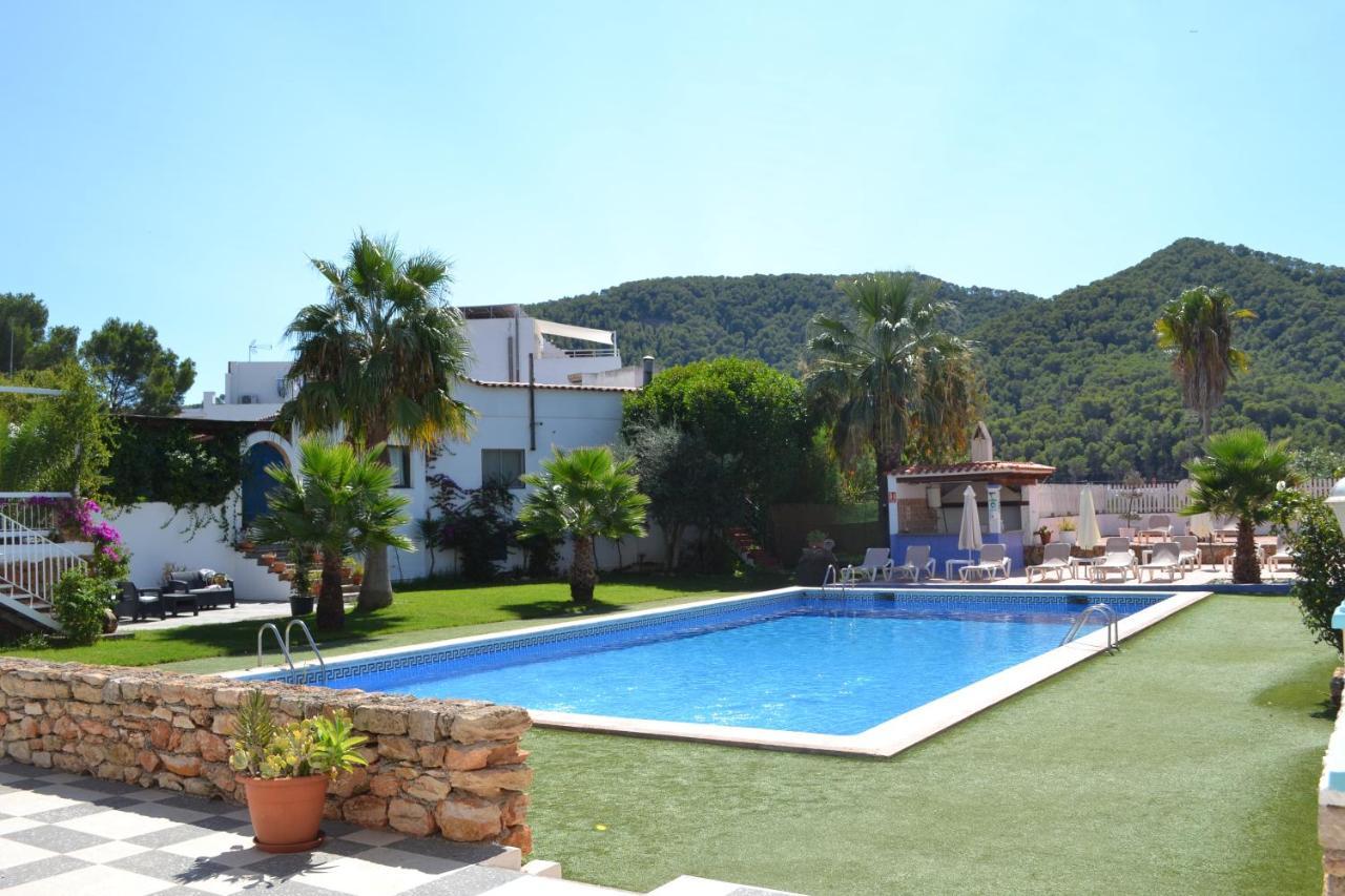Apartamentos Cana Sofía Cala Llonga  Exterior foto